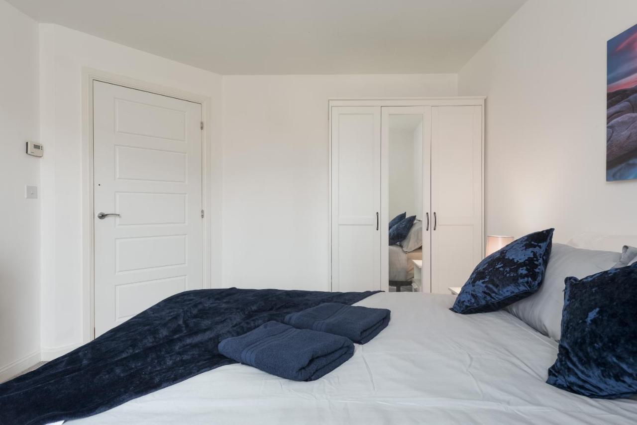 Two Bedroom Apartment - Milton Keynes By Aryas Properties Broughton  Zewnętrze zdjęcie