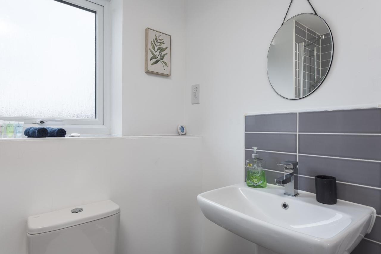 Two Bedroom Apartment - Milton Keynes By Aryas Properties Broughton  Zewnętrze zdjęcie