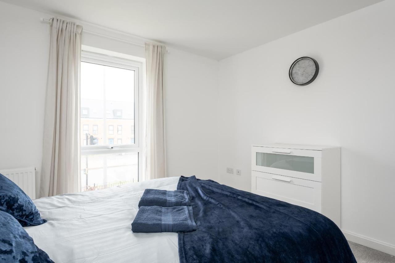 Two Bedroom Apartment - Milton Keynes By Aryas Properties Broughton  Zewnętrze zdjęcie