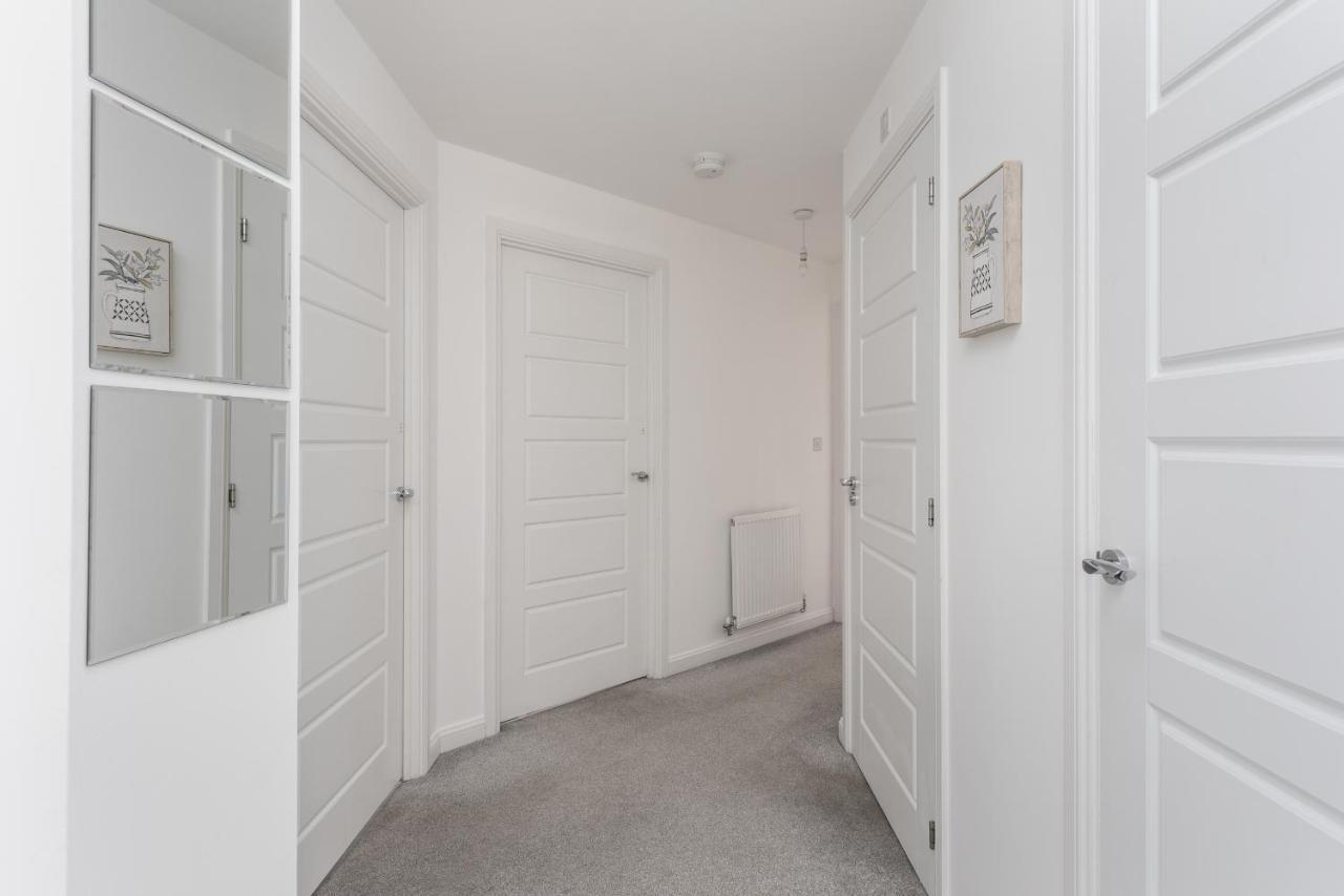 Two Bedroom Apartment - Milton Keynes By Aryas Properties Broughton  Zewnętrze zdjęcie